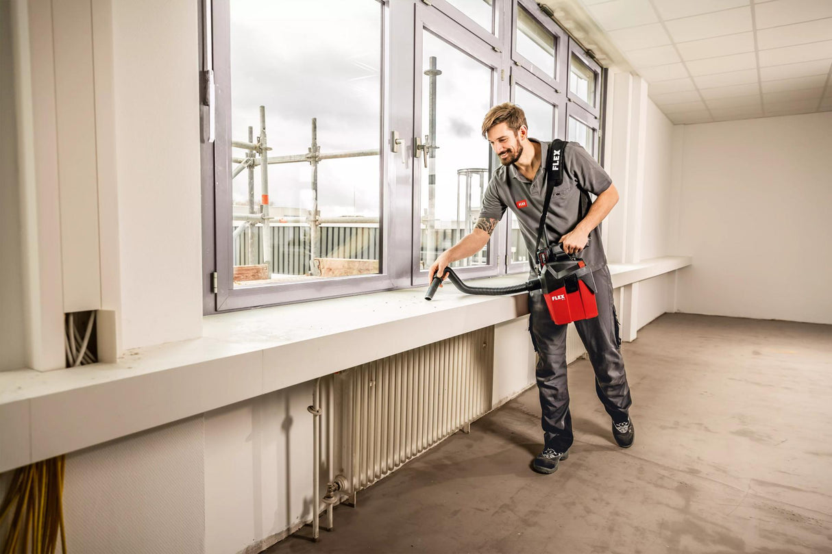 VC 6 L MC 18.0 Kompakt Sauger mit manueller Filterabreinigung, 6 l, Klasse L