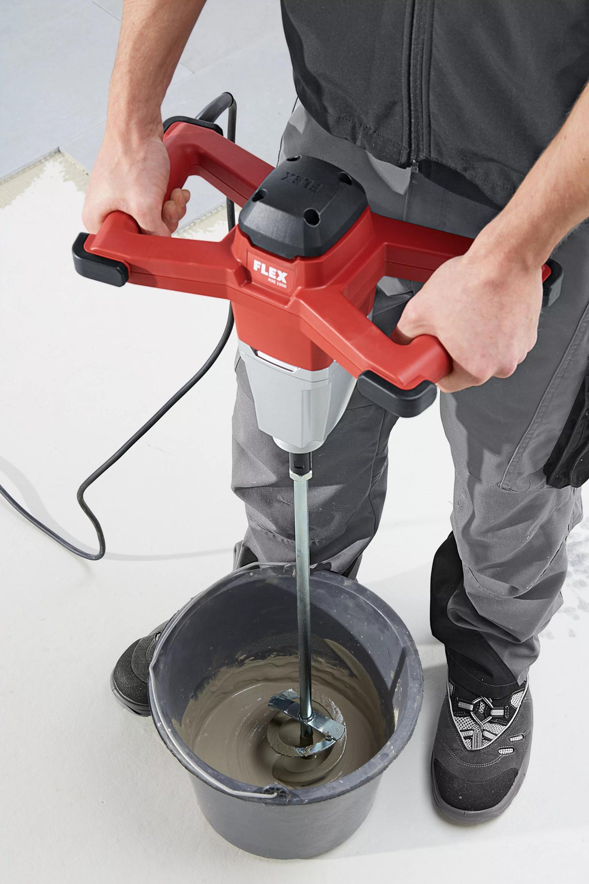 MXE 1000 + WR2 120 1010 Watt 1-Gang-Rührer mit Gasgebeschalter