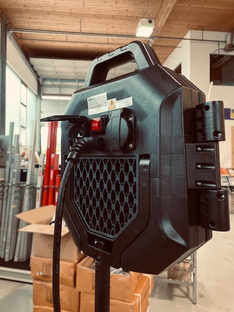 LED Baustrahler ADLER 140Watt / Scheinwerfer - Elektro und